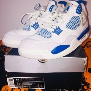 Air Jordan 4 Retro